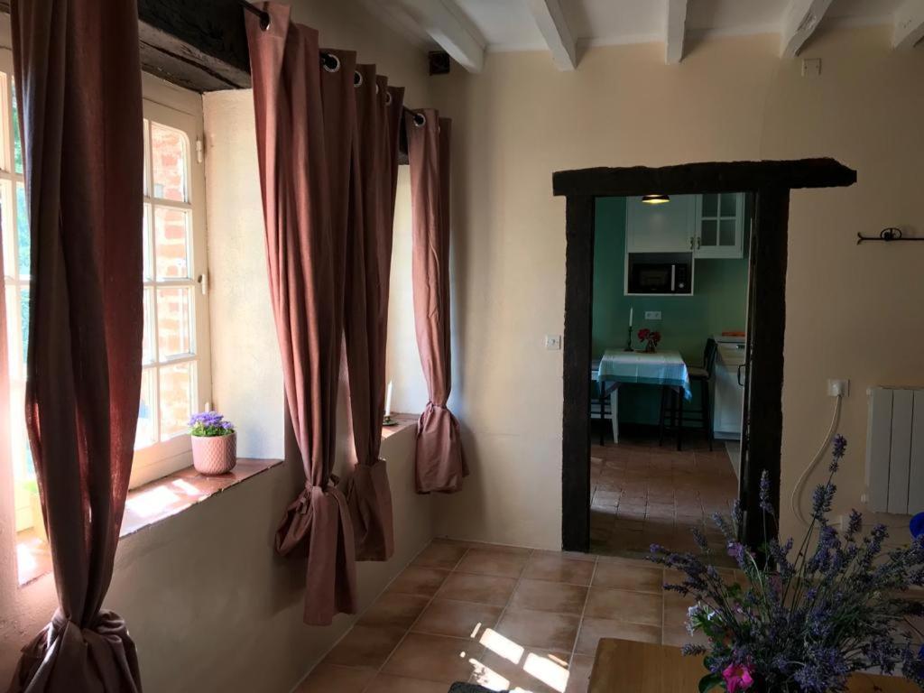הוילה Mornay-sur-Allier The Cosy Retreat מראה חיצוני תמונה