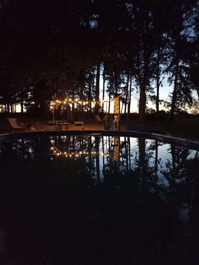 הוילה Mornay-sur-Allier The Cosy Retreat מראה חיצוני תמונה